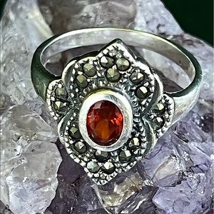 STERLING SILVER 925 GARNET MARCASITE ART DECO RING